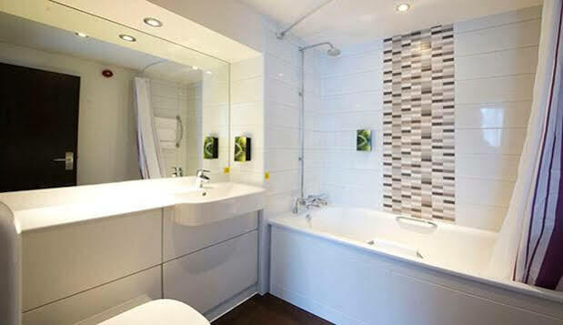 Premier Inn Edinburgh City Centre Royal Mile エクステリア 写真